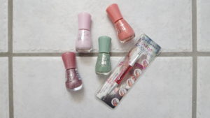 essence nail art