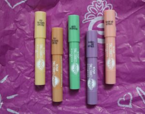 essence colour correcting stick