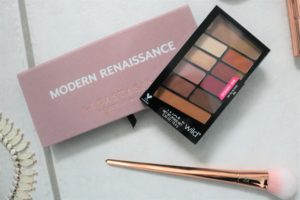 Anastasia Beverly Hills Modern Renaissance Wet n Wild Rose in the Air