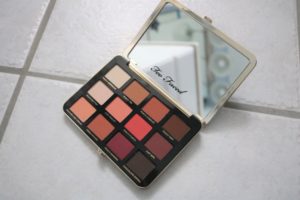 too faced just peachy velvet mattes