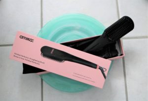 amika polished perfect straightening brush