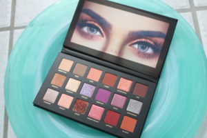 huda beauty desert dusk palette