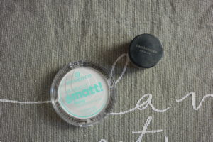 setting powder declutter