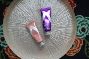 almay velvet foil cream shadow