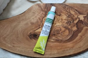 thursday plantation tea tree medicated gel for acne